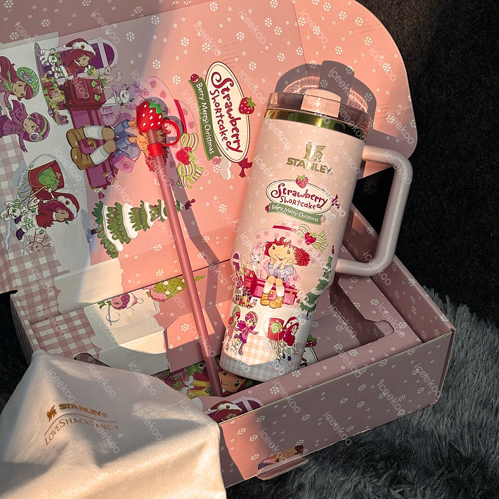 Strawberry Shortcake 40oz Tumbler 🚢Free Shipping🚢